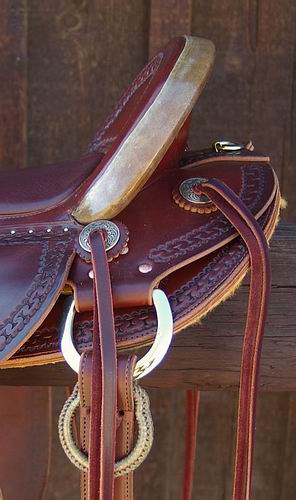 Dale Schmidt XW Walnut Stock Saddle Dale Schmidt XW Walnut Stock Saddle