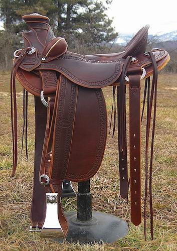 Robin Kirwin XW Walnut Stock Saddle