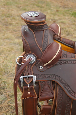 Robin Kirwin XW Walnut Stock Saddle