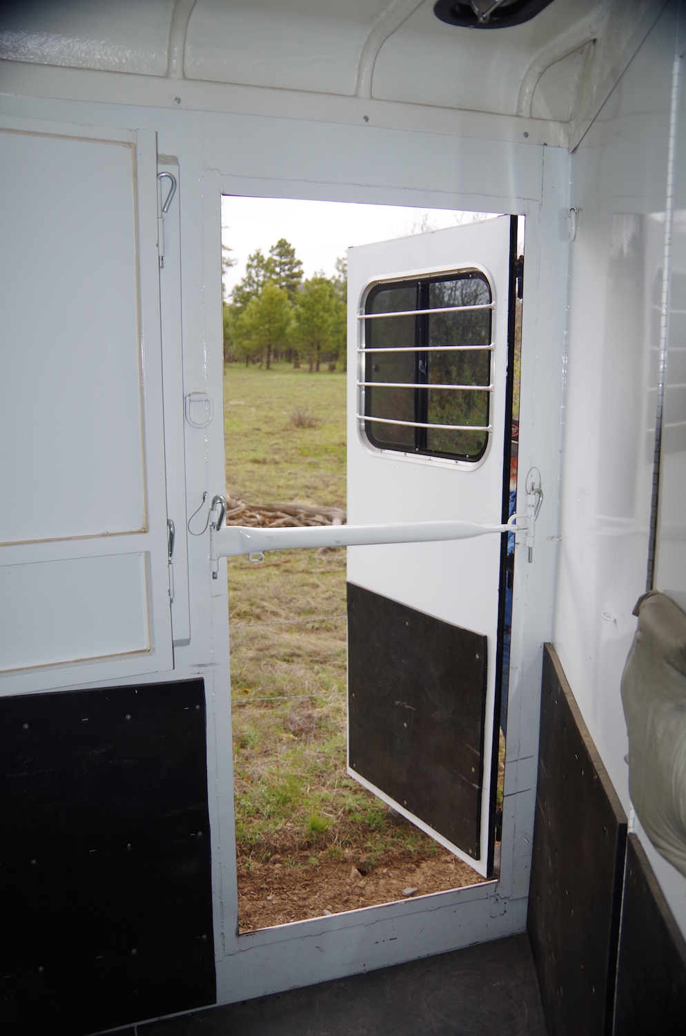 LQ 4 Horse Trailer For Sale LQ 4 Horse Trailer For Sale