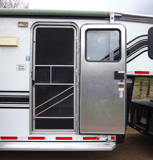LQ 4 Horse Trailer For Sale LQ 4 Horse Trailer For Sale