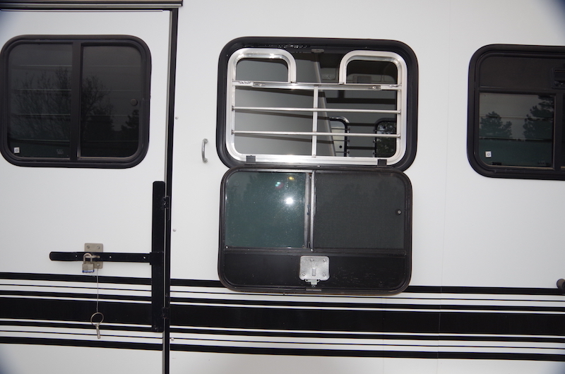 LQ 4 Horse Trailer For Sale LQ 4 Horse Trailer For Sale