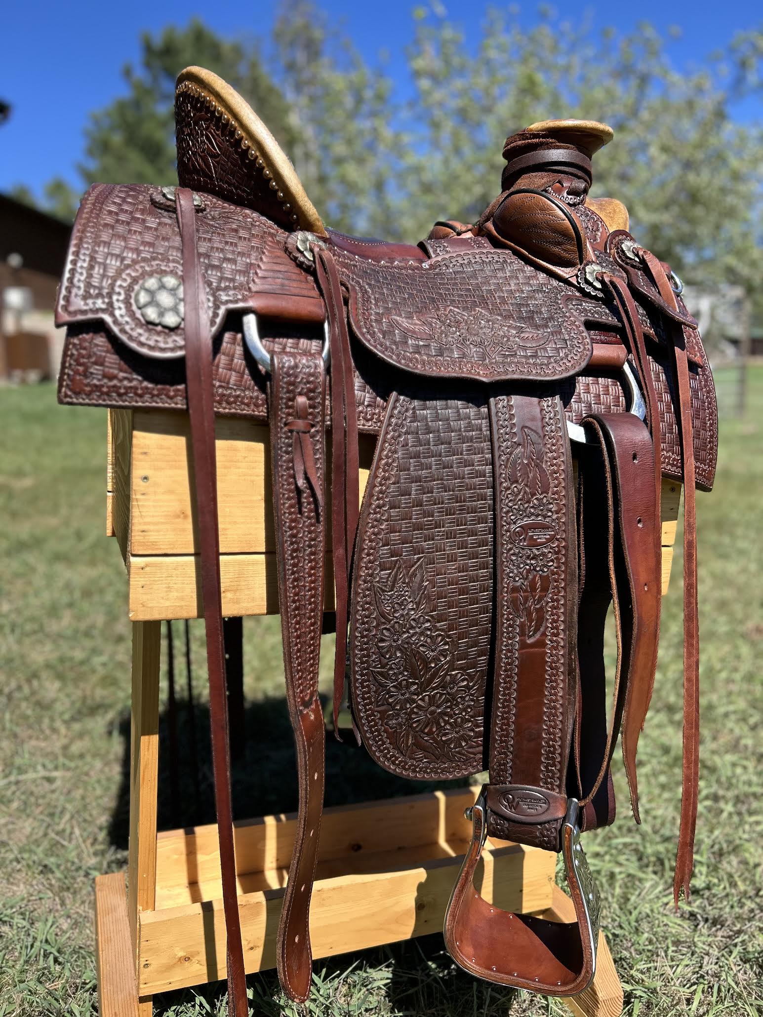 #68 Used Custom Wade Saddle For Sale 3